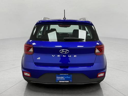 2024 Hyundai VENUE Limited