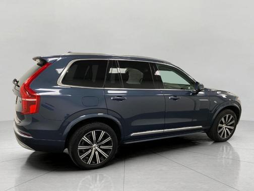 2022 Volvo XC90 T6 Inscription 6 Passenger