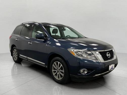 2016 Nissan Pathfinder SL