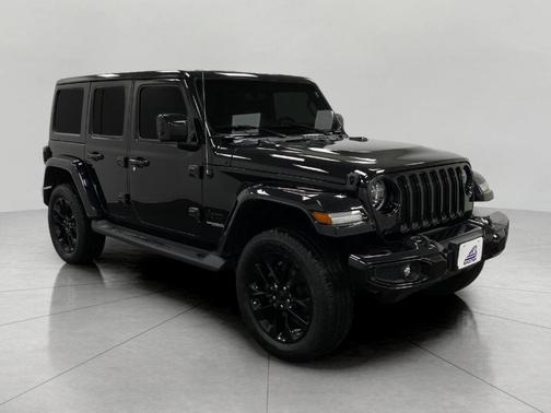 2021 Jeep Wrangler Unlimited Sahara Altitude