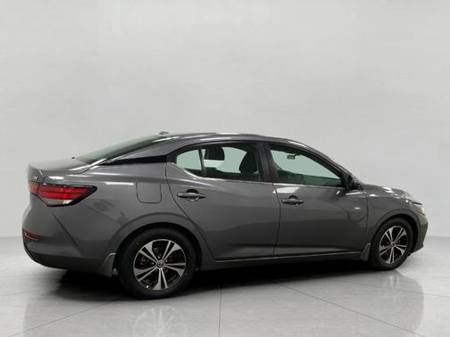 Gun Metallic 2022 Nissan Sentra SV