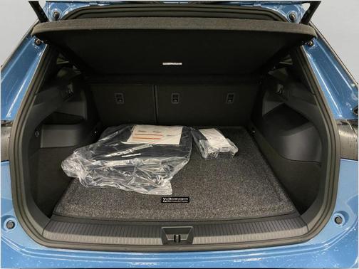 2026 Volkswagen Tiguan 2.0T SEL