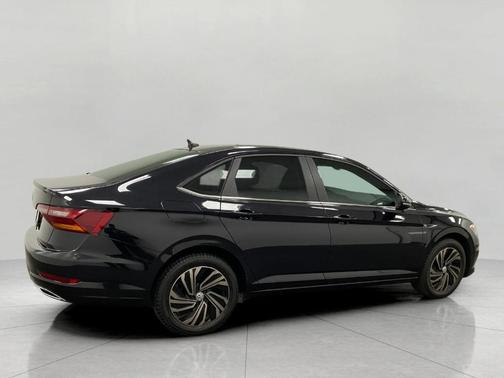 2019 Volkswagen Jetta 1.4T SEL Premium