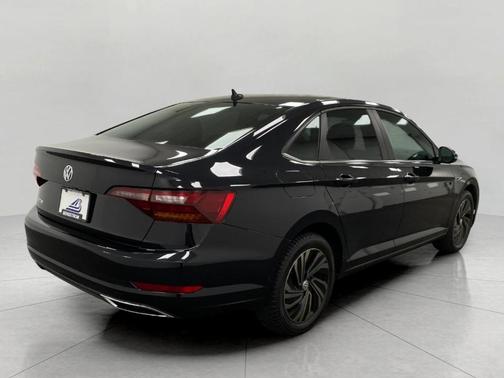 2019 Volkswagen Jetta 1.4T SEL Premium
