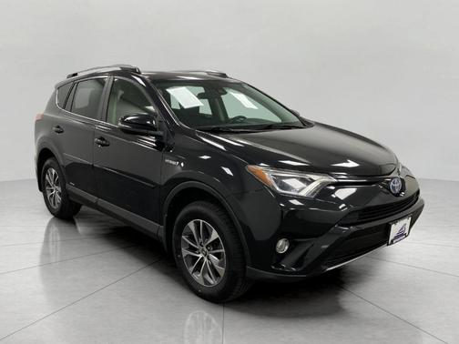 2017 Toyota RAV4 Hybrid XLE