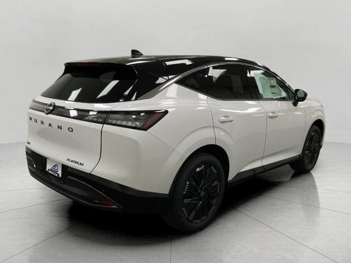 White / Black 2026 Nissan Murano Platinum