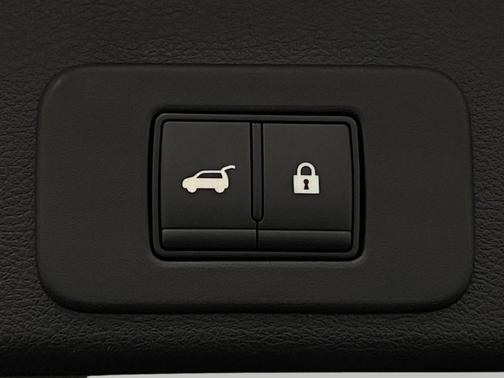 White / Black 2026 Nissan Murano Platinum