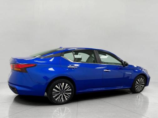 Bluestone 2025 Nissan Altima SV