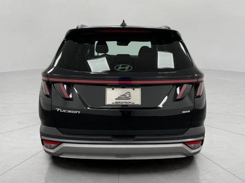 Phantom Black 2026 Hyundai TUCSON Limited