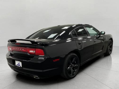 2014 Dodge Charger SXT