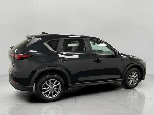 2022 Mazda CX-5 2.5 S Preferred Package