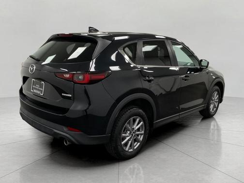 2022 Mazda CX-5 2.5 S Preferred Package