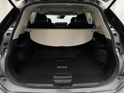 2020 Nissan Rogue SL