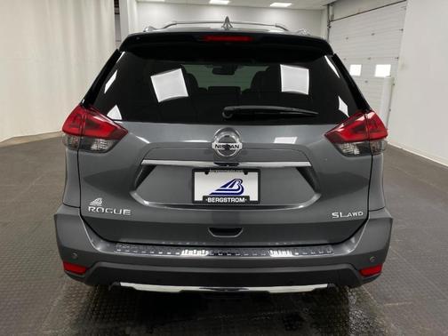 2020 Nissan Rogue SL