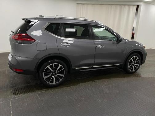 2020 Nissan Rogue SL