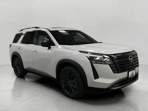 Everest White P 2026 Nissan Pathfinder SL