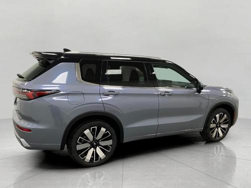 2025 Mitsubishi Outlander SEL