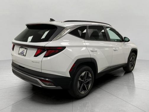 Pearl 2026 Hyundai TUCSON Hybrid SEL