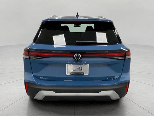 2025 Volkswagen Tiguan 2.0T SE