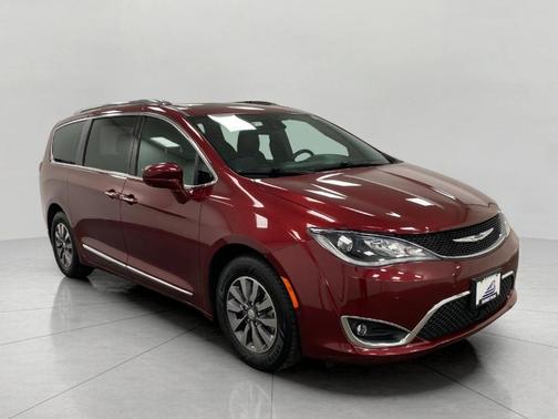 2019 Chrysler Pacifica Touring-L Plus