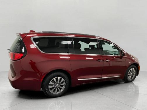 2019 Chrysler Pacifica Touring-L Plus
