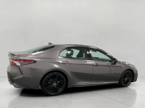 Predawn Gray Mica 2021 Toyota Camry Hybrid XSE
