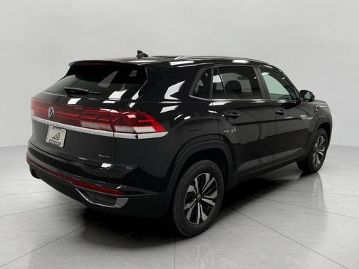 2026 Volkswagen Atlas Cross Sport 2.0T SE