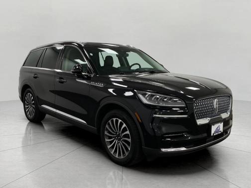 Black Metallic 2023 Lincoln Aviator Reserve AWD