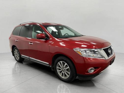 2016 Nissan Pathfinder SL