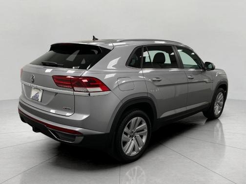 2022 Volkswagen Atlas Cross Sport 3.6L V6 SE w/Technology