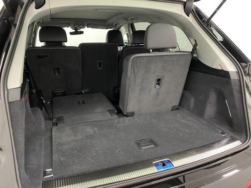 2023 Audi Q7 55 Prestige