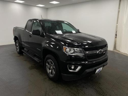 Photo 1 of 28 of 2020 Chevrolet Colorado Z71