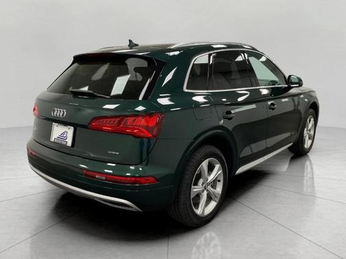 2020 Audi Q5 40 Premium Plus