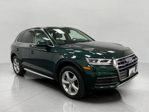 2020 Audi Q5 40 Premium Plus