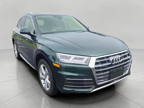 2020 Audi Q5 40 Premium Plus