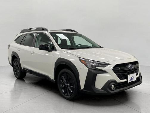 Crystal White Pearl 2024 Subaru Outback Onyx Edition XT