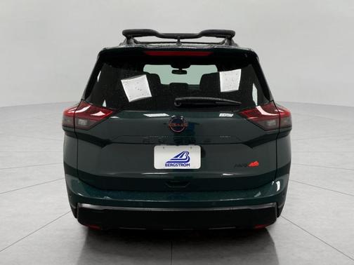 Obsidian Black 2026 Nissan Rogue