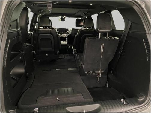 Ceramic Gray Clearcoat 2025 Chrysler Pacifica Limited
