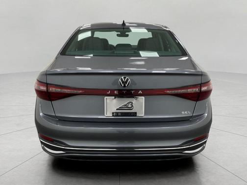 Platinum Gray Metallic 2026 Volkswagen Jetta 1.5T SEL