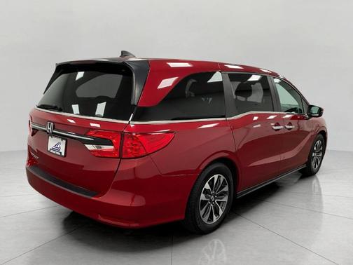 Red 2022 Honda Odyssey EX-L