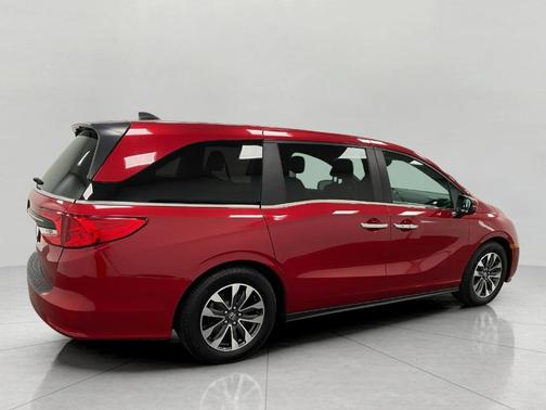 Red 2022 Honda Odyssey EX-L