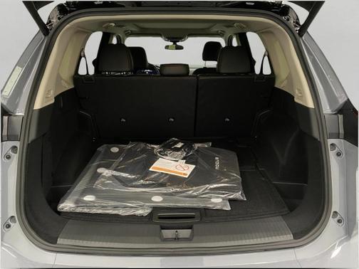 Boulder Gray Metallic 2026 Nissan Rogue Platinum