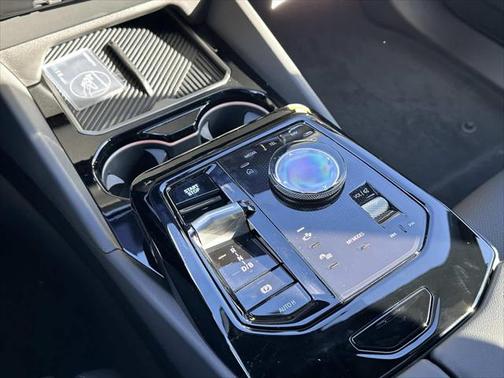 2025 BMW i5 xDrive40