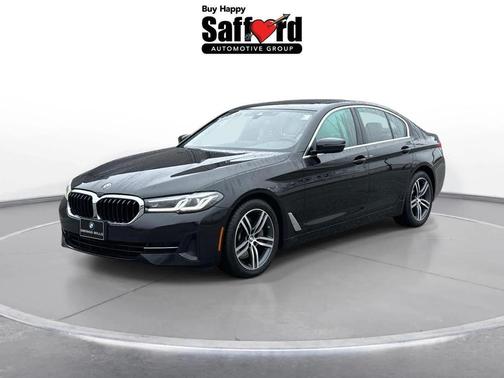 Black Sapphire Metallic 2022 BMW 530 i xDrive