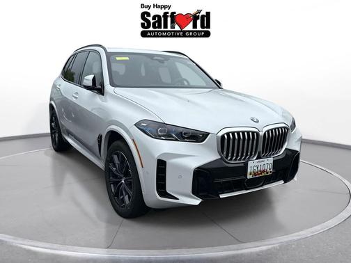 Mineral White Metallic 2026 BMW X5 xDrive40i