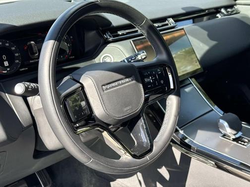 2024 Land Rover Range Rover Velar P250 SE R-Dynamic