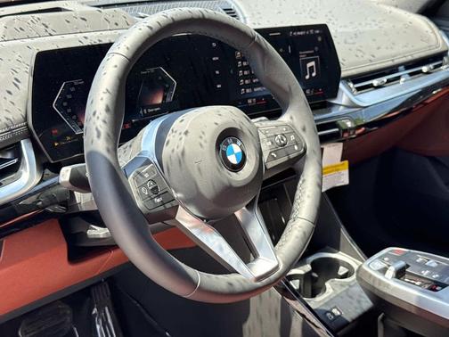 Vegas Red Metallic 2026 BMW X1 xDrive28i
