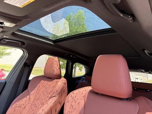 Vegas Red Metallic 2026 BMW X1 xDrive28i