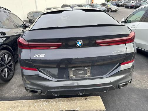 2023 BMW X6 xDrive40i