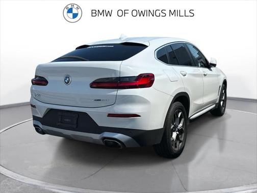 2025 BMW X4 xDrive30i